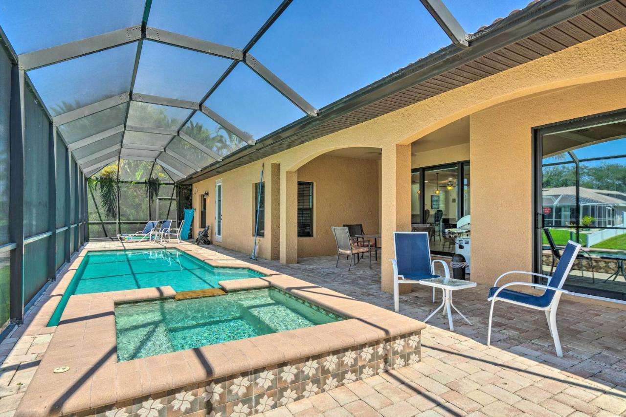 Canalfront Cape Coral Home With Patio And Grill! Exteriör bild