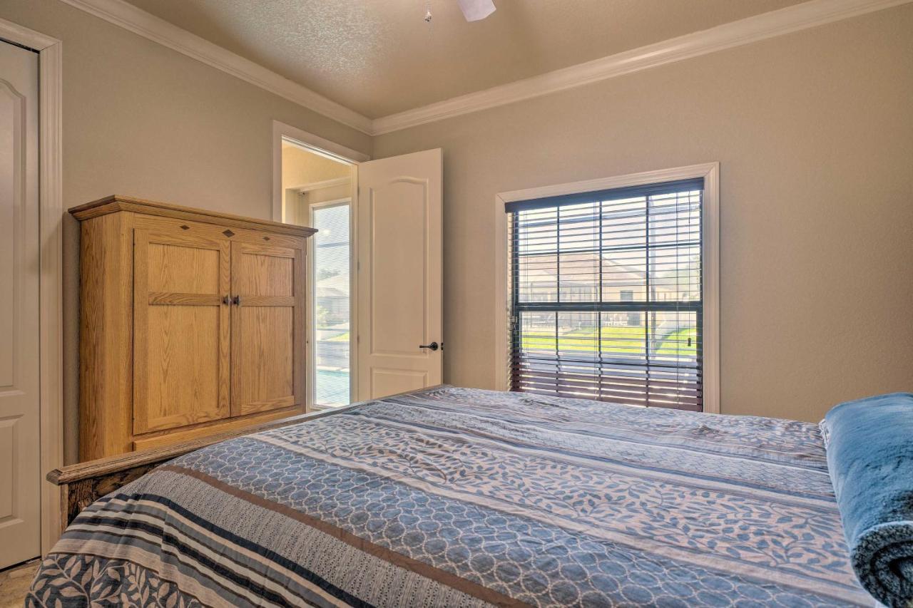 Canalfront Cape Coral Home With Patio And Grill! Exteriör bild