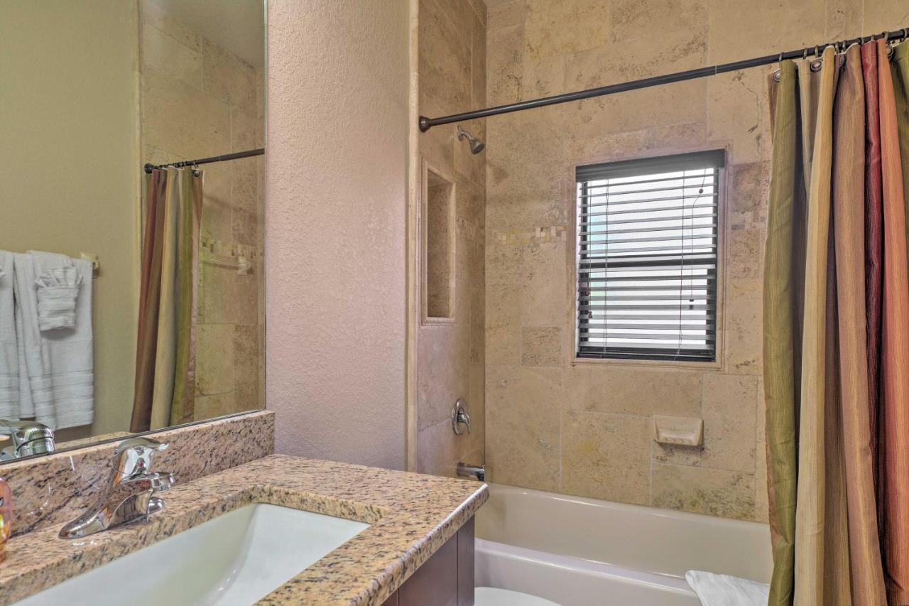 Canalfront Cape Coral Home With Patio And Grill! Exteriör bild