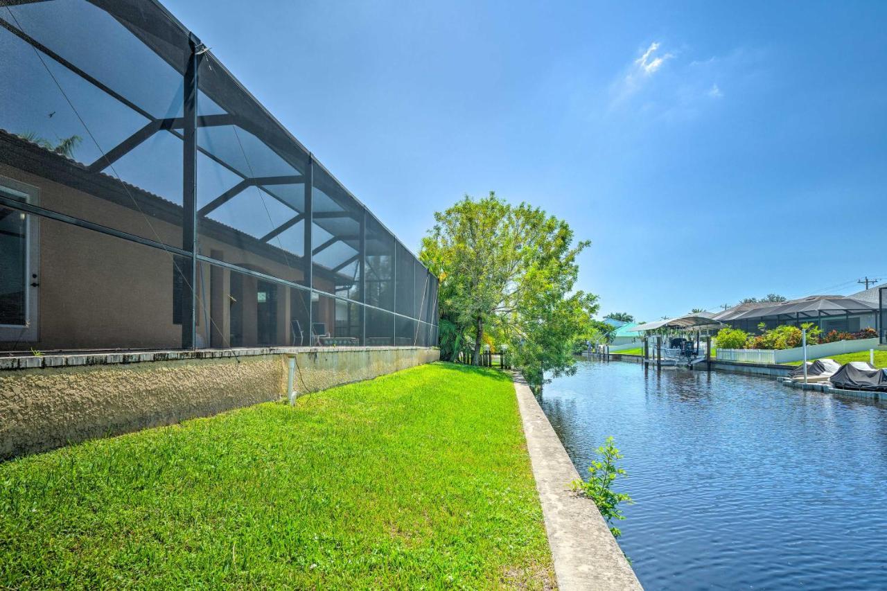 Canalfront Cape Coral Home With Patio And Grill! Exteriör bild